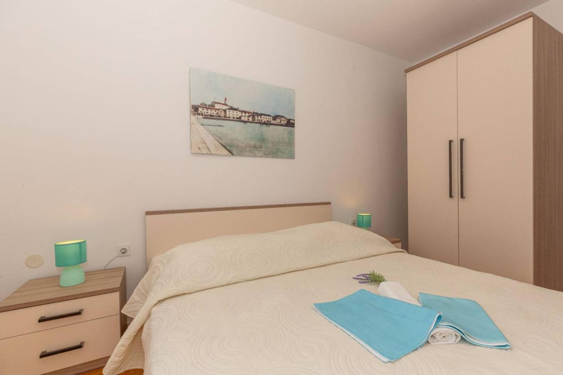 Three Bedroom Apartment In Biograd Biograd Na Moru Exterior foto