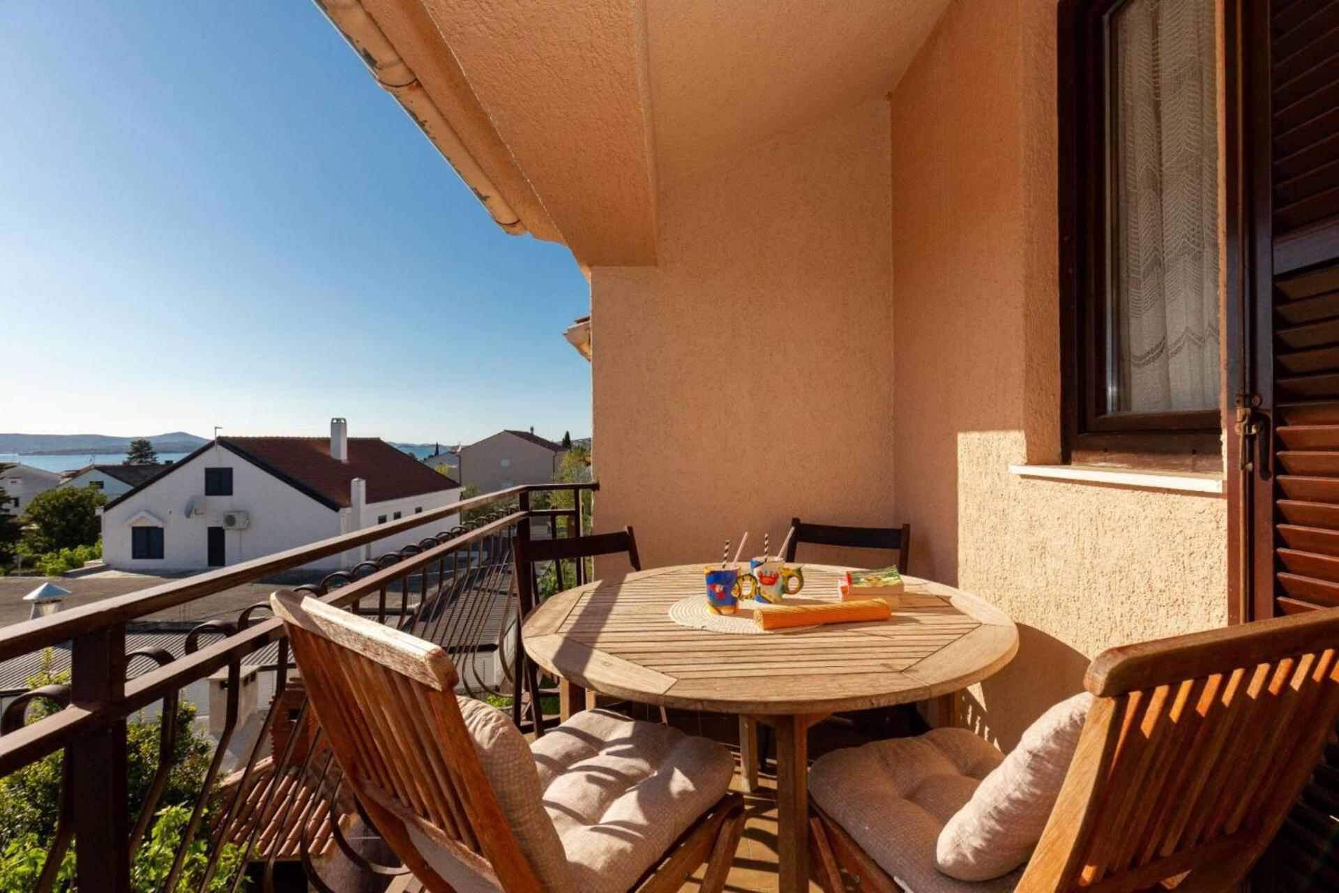Three Bedroom Apartment In Biograd Biograd Na Moru Exterior foto
