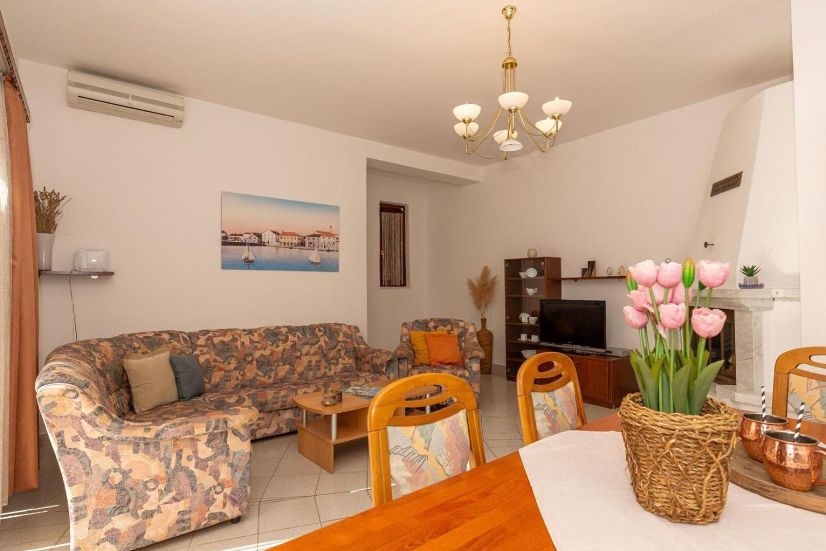Three Bedroom Apartment In Biograd Biograd Na Moru Exterior foto