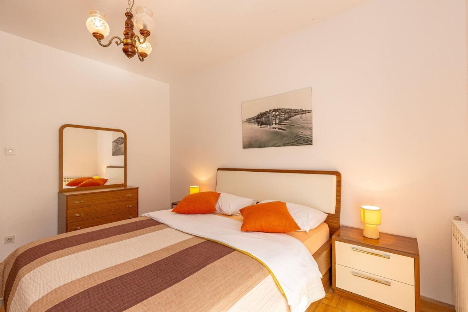 Three Bedroom Apartment In Biograd Biograd Na Moru Exterior foto